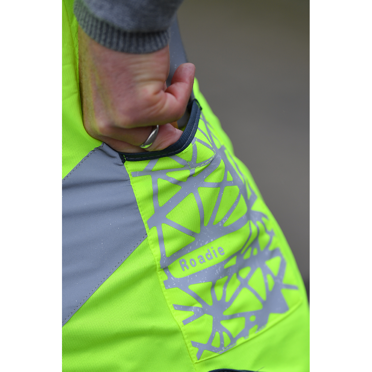 ROADIE Reflective Vest