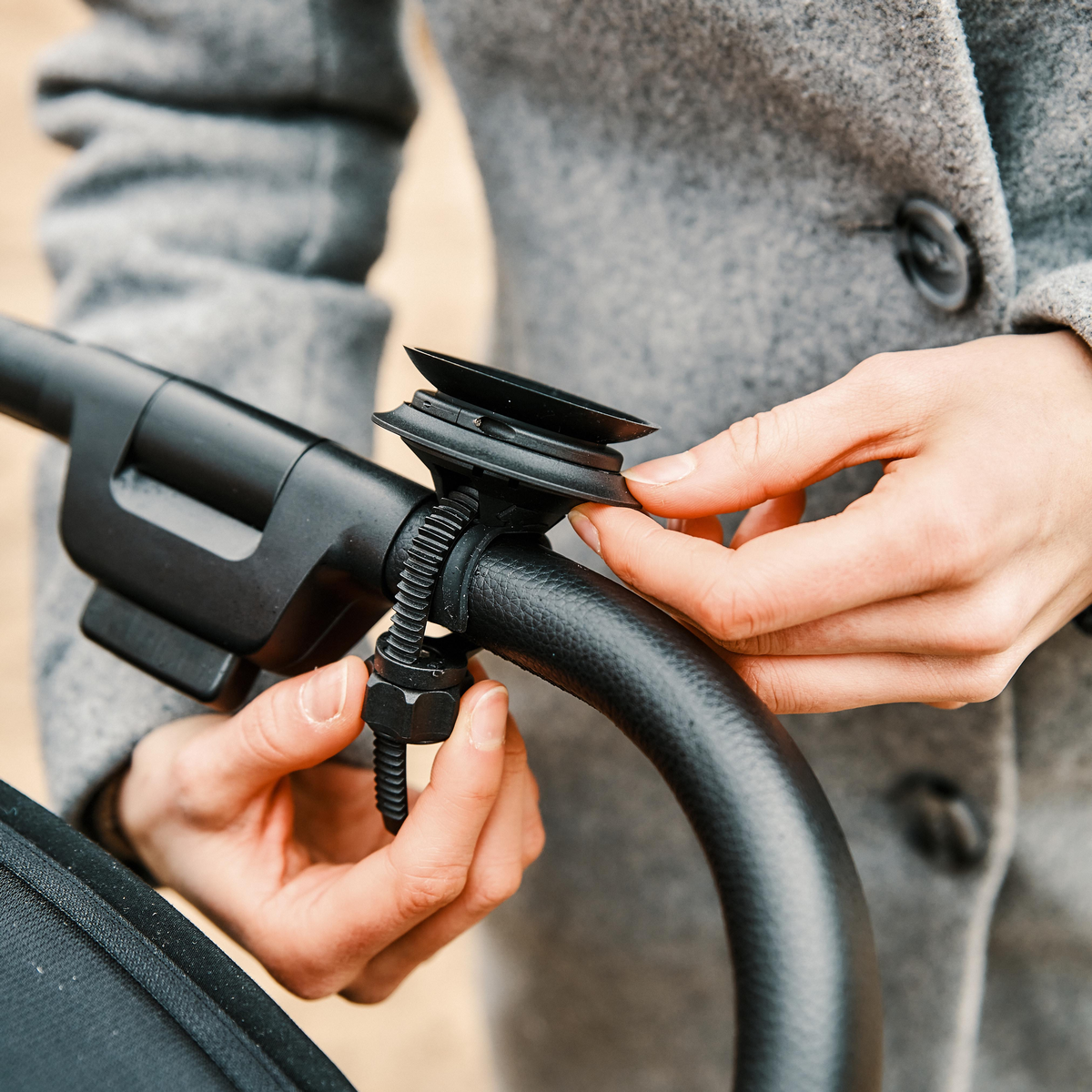 VACUUM handlebar base flex Smartphone Handlebar Mount