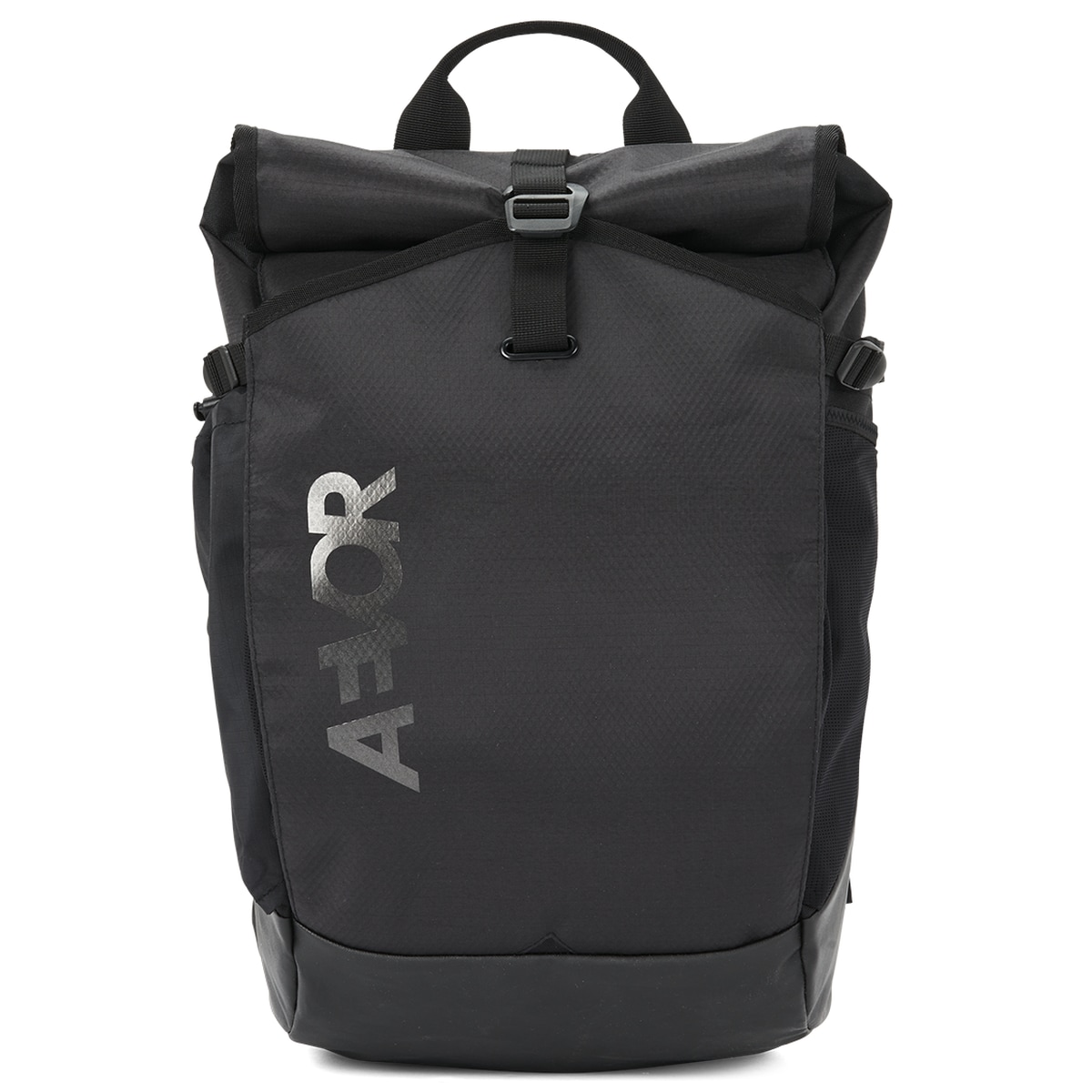 Artikel klicken und genauer betrachten! - Der ROLL PACK Fahrradrucksack von AEVOR ist ein echtes Raumwunder mit durchdachten Verstaumöglichkeiten für alles, was du in deinem Alltag oder auf dem nächsten City Trip brauchst...   weitere Infos im ROSE Bikes Online-Shop! | im Online Shop kaufen