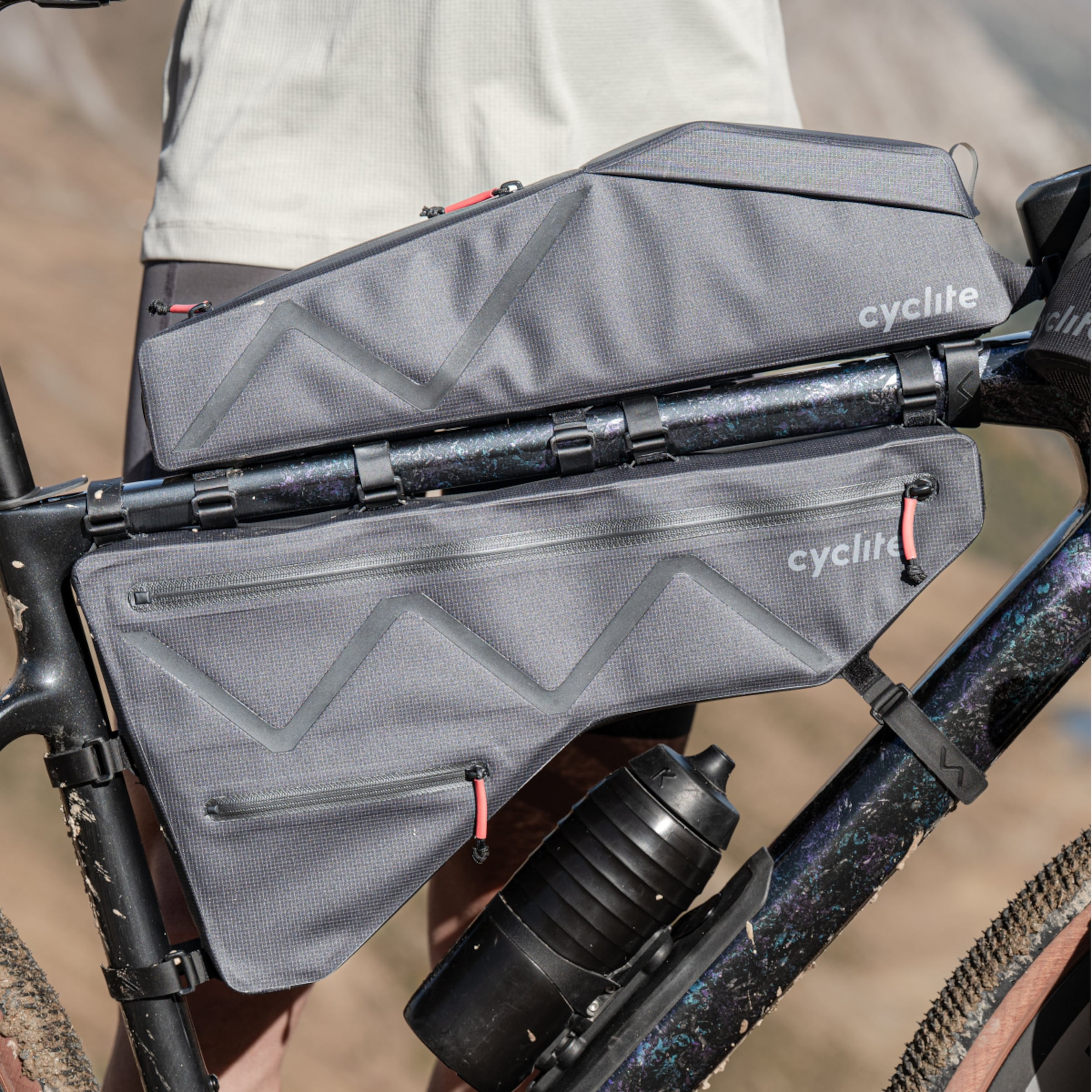FRAME BAG LARGE / 02