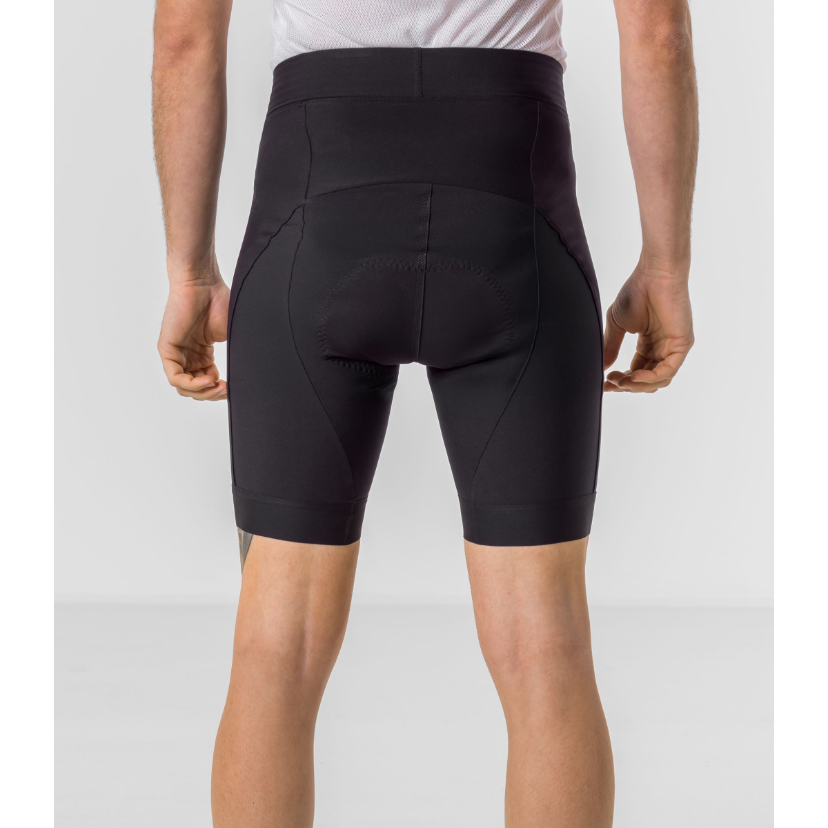 M BIKE TIGHTS HOTBOND kurze Radhose