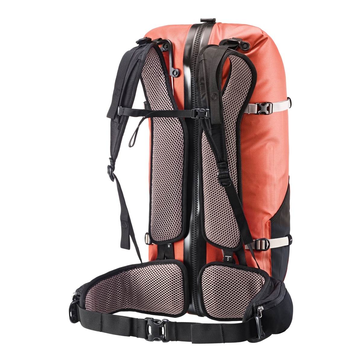 Artikel klicken und genauer betrachten! - Der ATRACK 45 von ORTLIEB ist ein vielseitiger Rucksack, der sich optimal für Reisen, Wandern und auch Radfahren eignet...   weitere Infos im ROSE Bikes Online-Shop! | im Online Shop kaufen