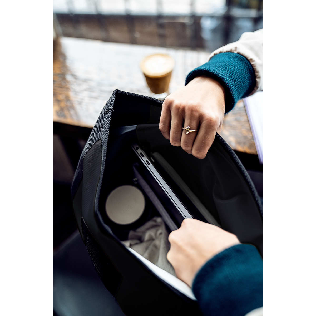 VELOCITY 17 L Bike Backpack