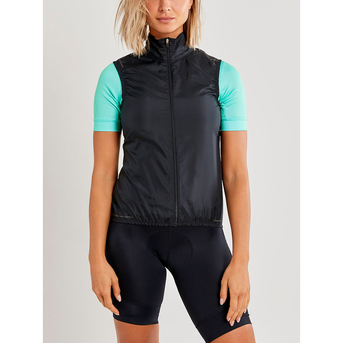 ESSENCE LIGHT WIND VEST W