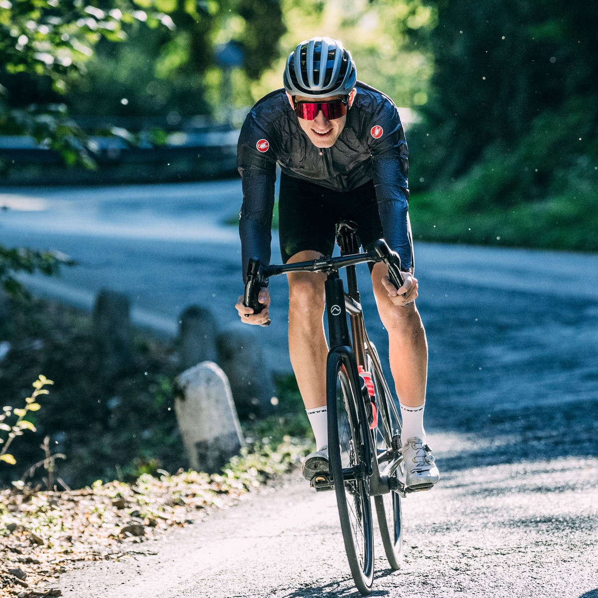 ARIA SHELL JACKET Windbreaker