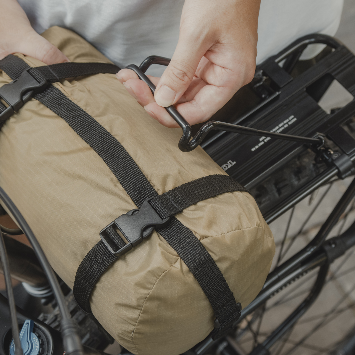 Spring Clamp for Tetrarack M1 Luggage Rack