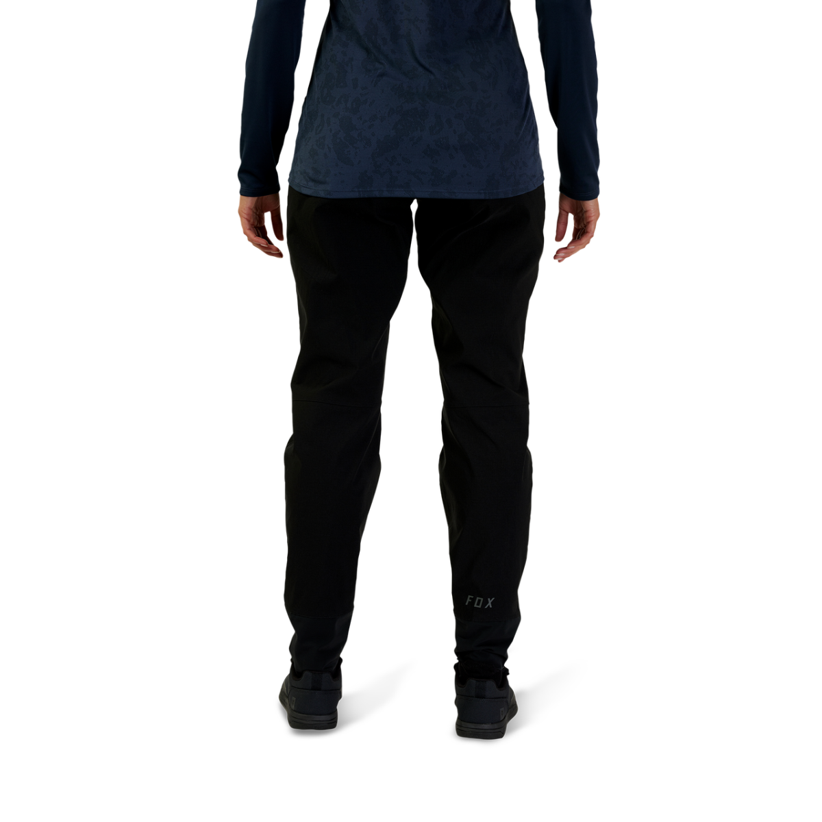Artikel klicken und genauer betrachten! - Die W RANGER PANT der US-amerikanischen Kultmarke FOX bietet dir Funktionalität und Komfort sowohl auf als auch jenseits des Trails...   weitere Infos im ROSE Bikes Online-Shop! | im Online Shop kaufen