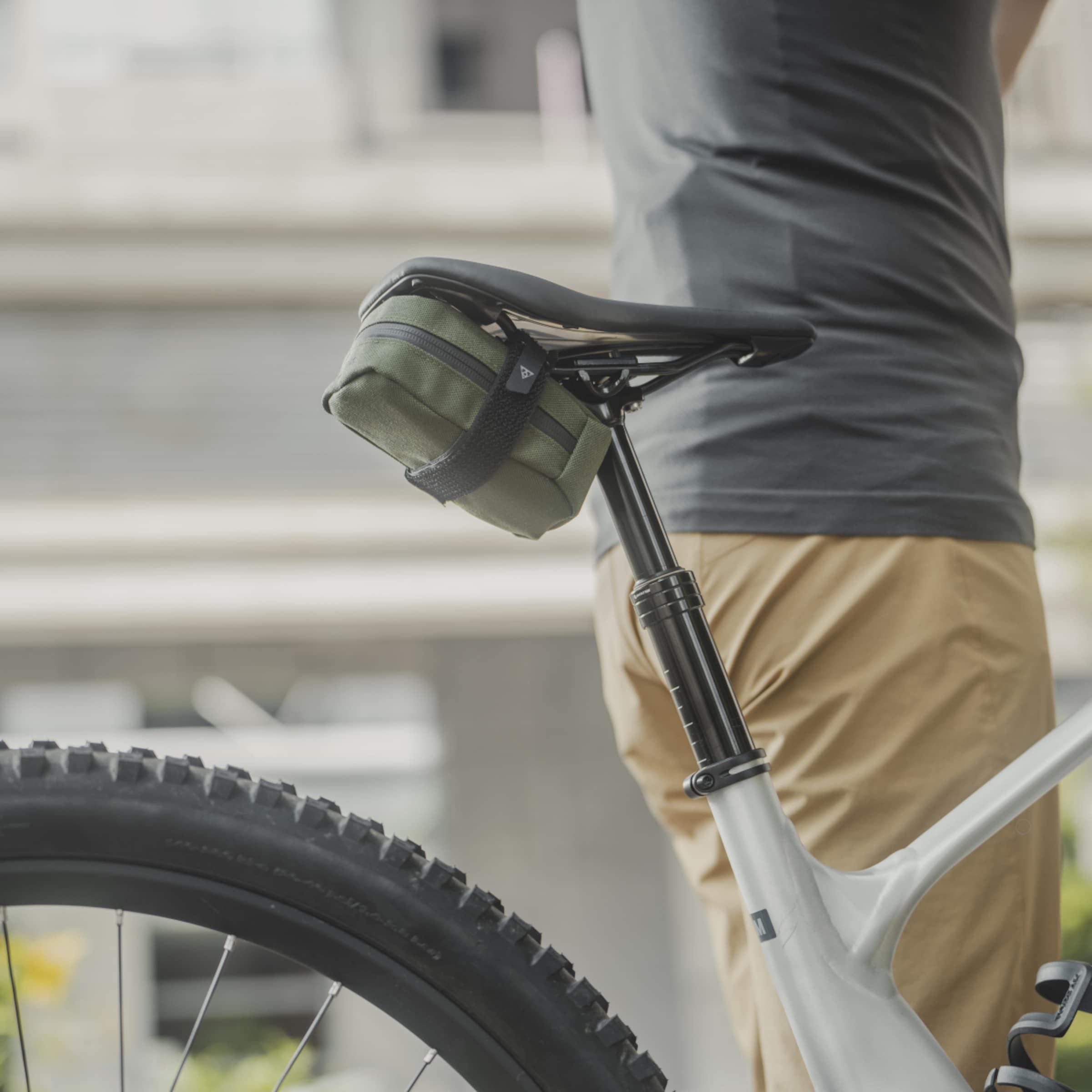ELEMENTA SEATBAG SLIM zadeltas 