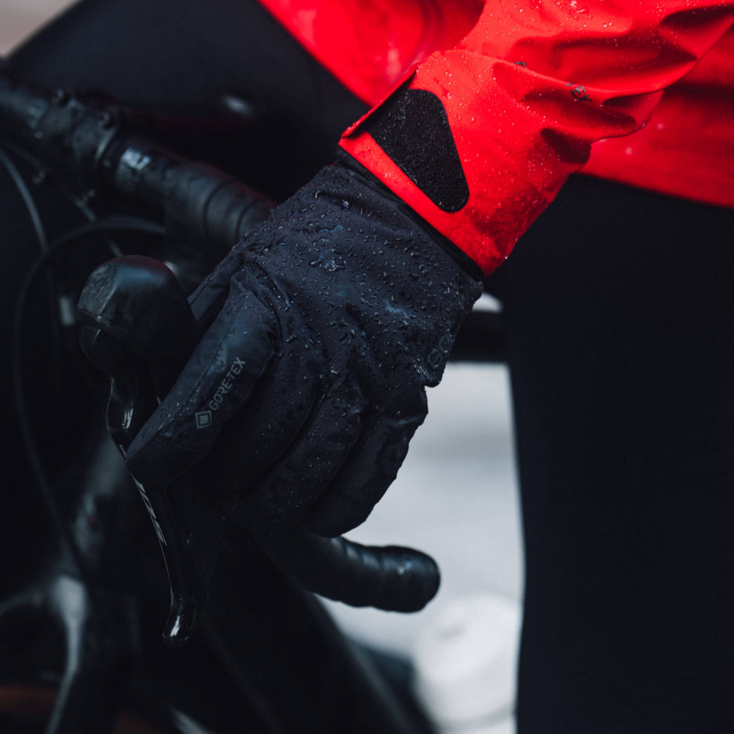 GORE-TEX INSULATED Winter Cycling Gloves